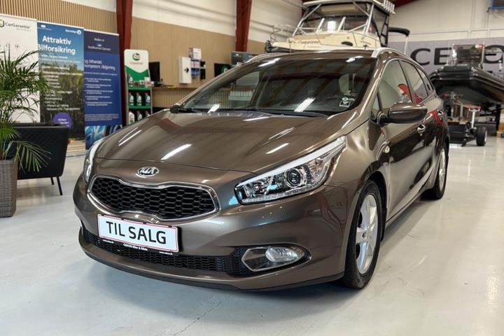 Brun Kia Ceed fra 2014