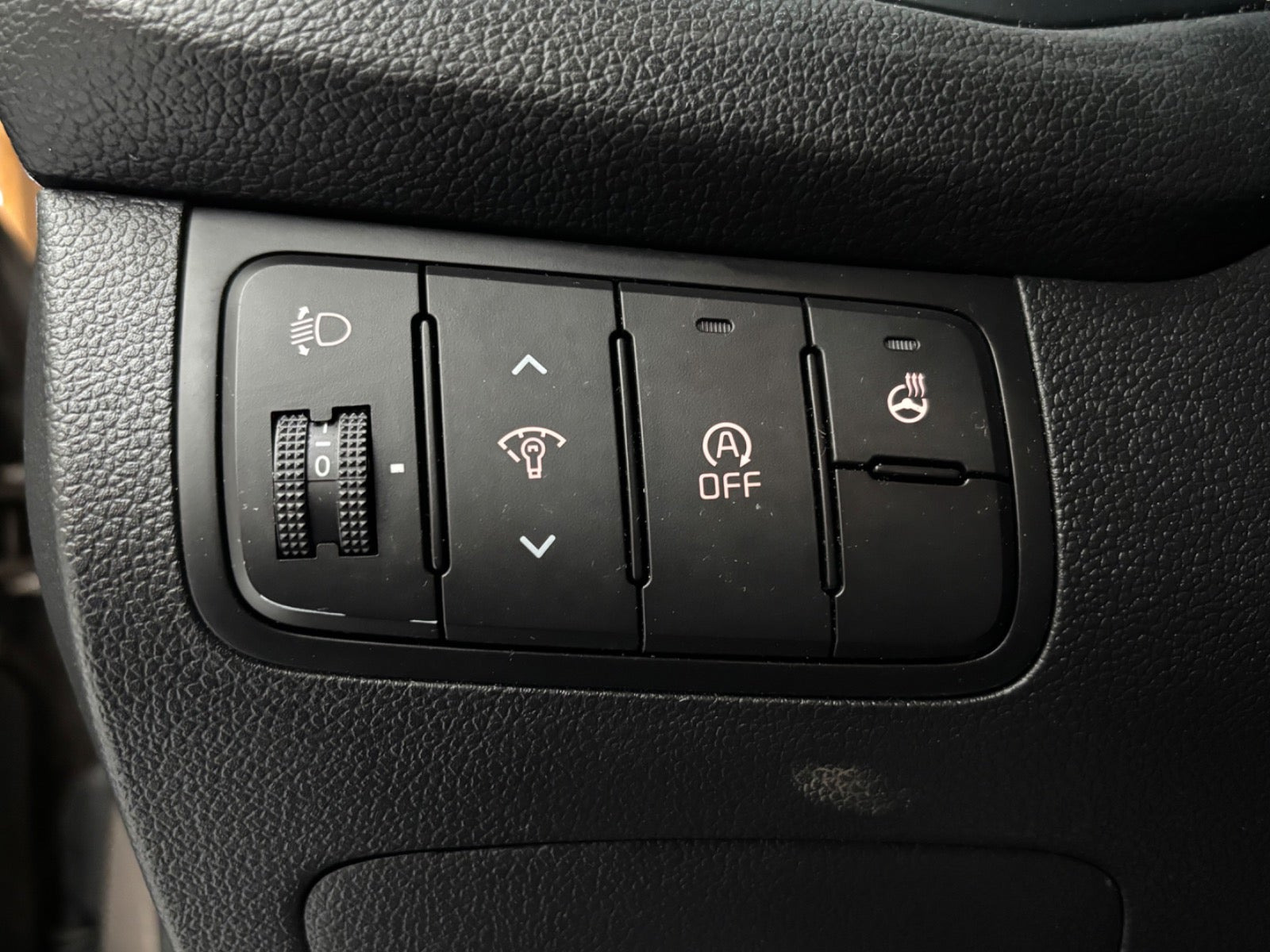 Brun Kia Ceed fra 2014