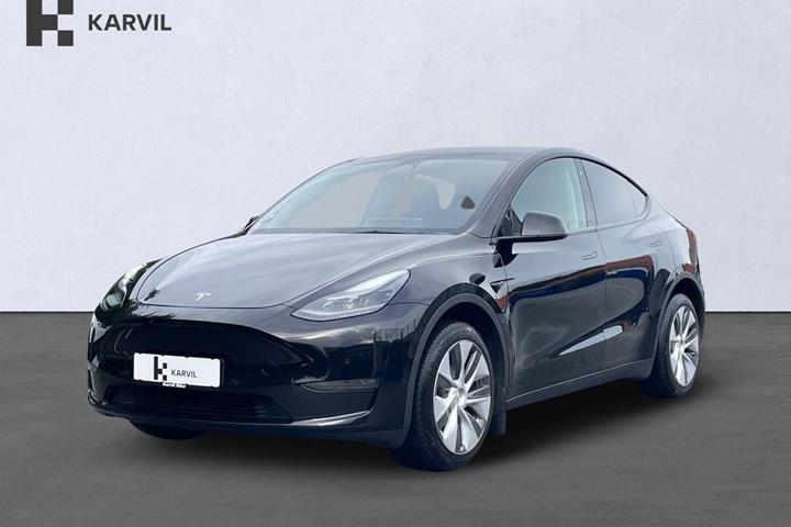 Sort Tesla Model Y fra 2022