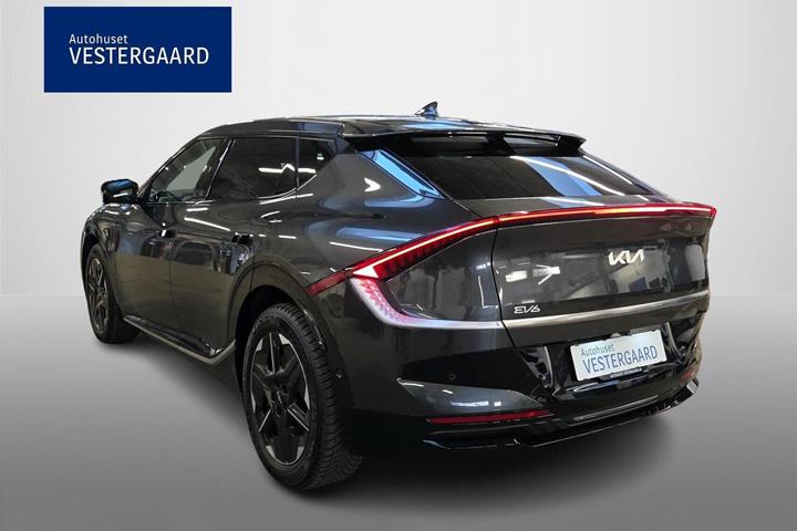 Grå Kia EV6 fra 2025