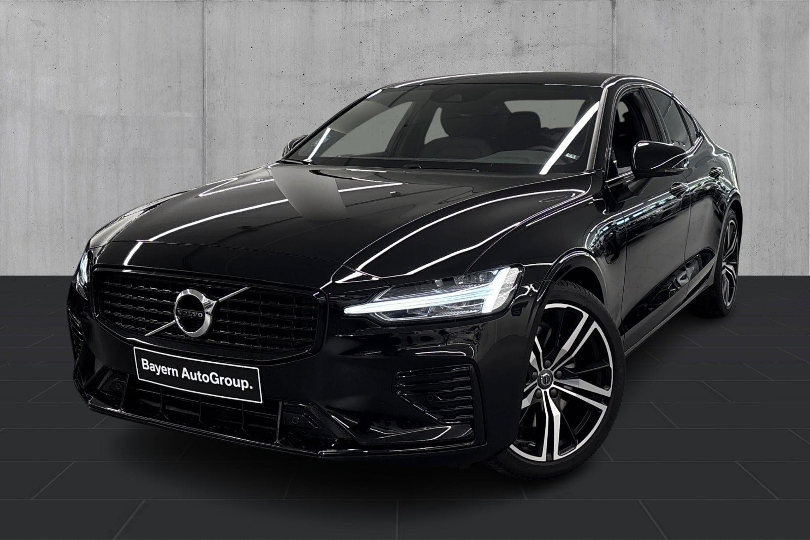 Sort Volvo S60 fra 2022