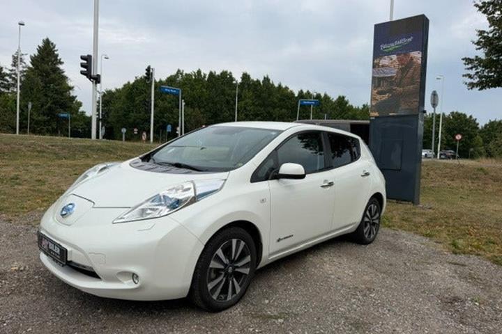 undefined Nissan Leaf fra 2012