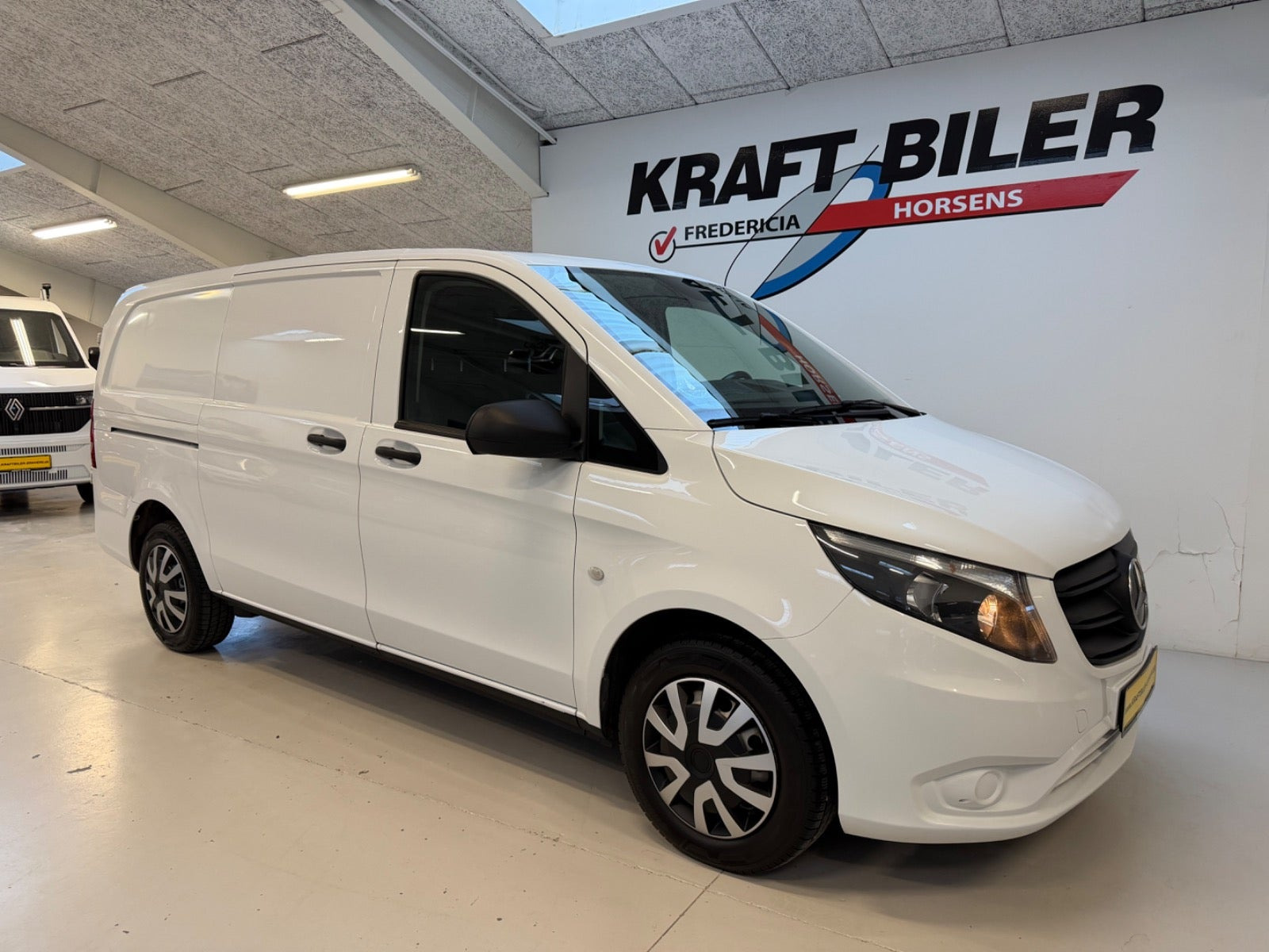 Mercedes Vito 114 2,0 CDi Kassevogn aut. L RWD
