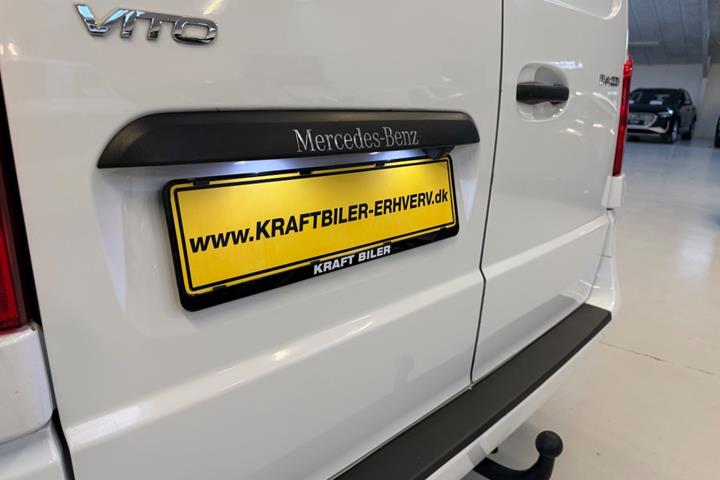 Hvid Mercedes Vito 114 fra 2021