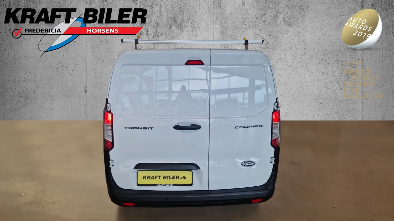 Hvid Ford Transit Courier fra 2024