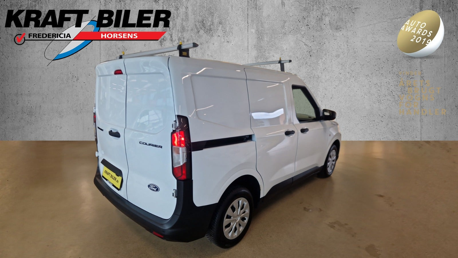 Hvid Ford Transit Courier fra 2024