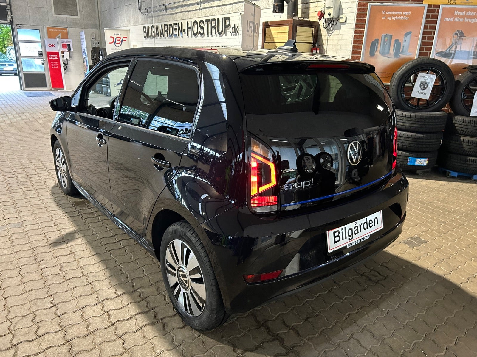 Sort VW E-UP! fra 2023