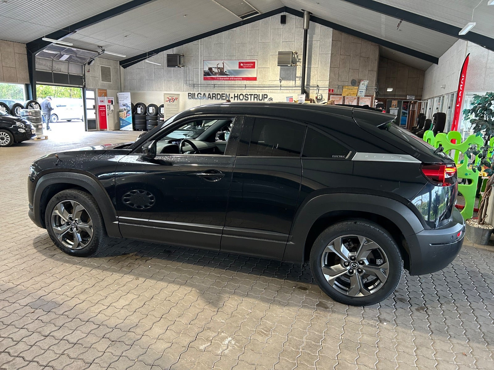 Sort Mazda MX-30 fra 2021