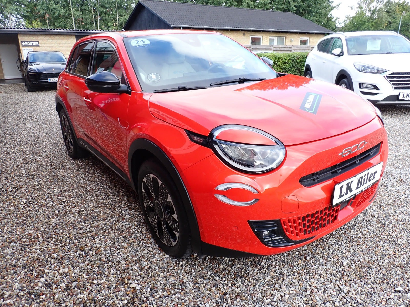 Orange Fiat 600e fra 2023