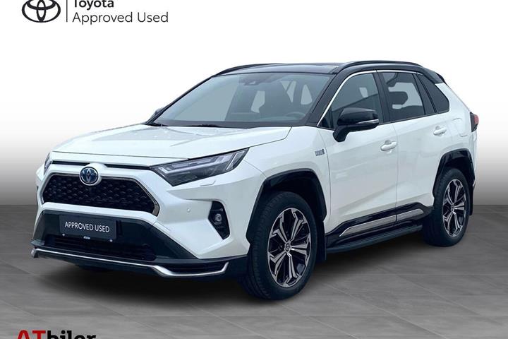 Hvid Toyota RAV4 Plug-in fra 2022 set udefra