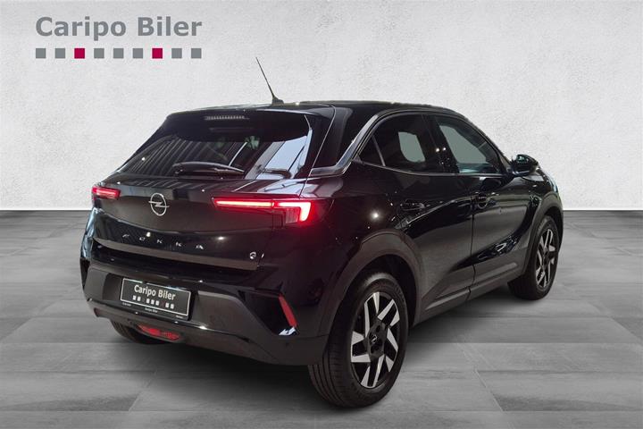 Sort Opel Mokka-e fra 2023