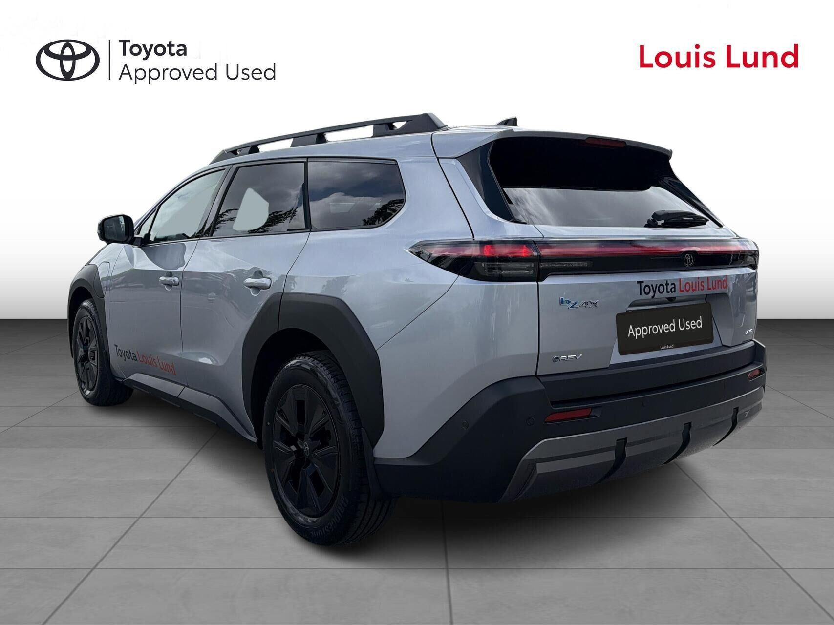 Sølv Toyota bZ4X Touring fra 2026