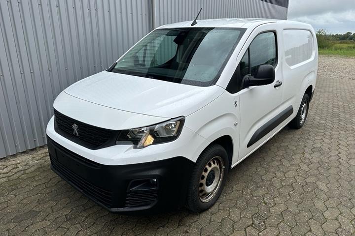 Hvid Peugeot Partner fra 2020