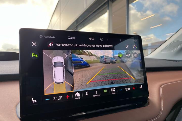 Grå Skoda Enyaq fra 2023