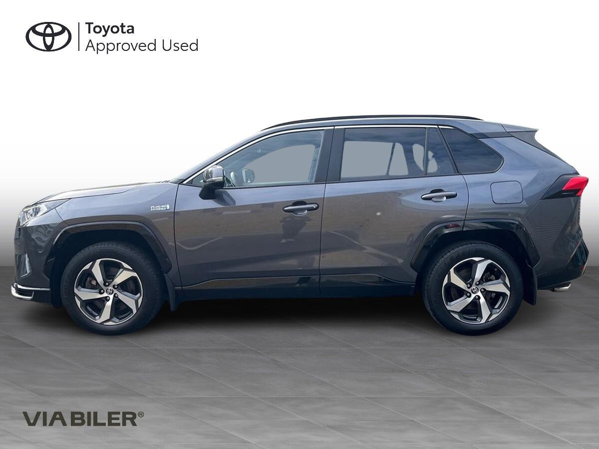 Grå Toyota RAV4 Plug-in fra 2021