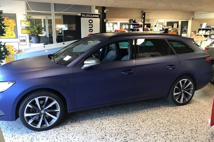 Blå Seat Leon fra 2020