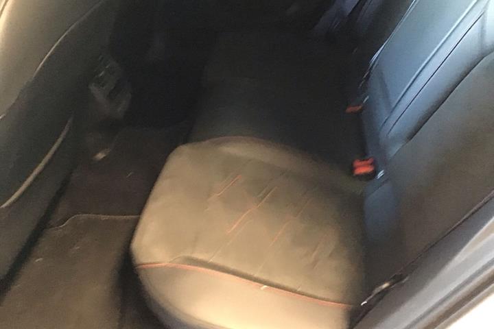 Blå Seat Leon fra 2020