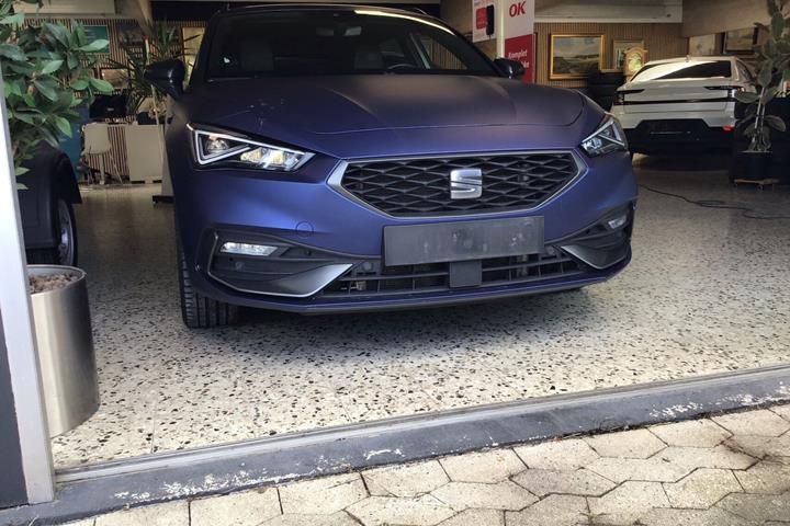 Blå Seat Leon fra 2020