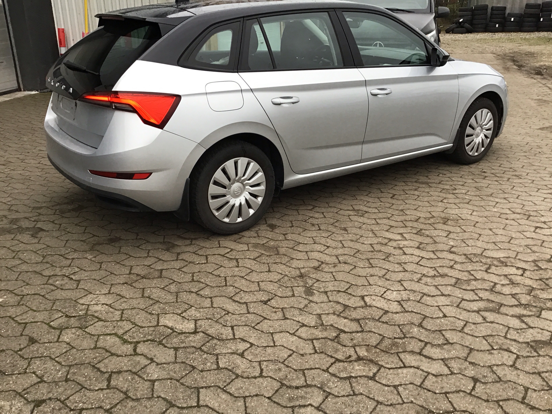 Sølv Skoda Scala fra 2019