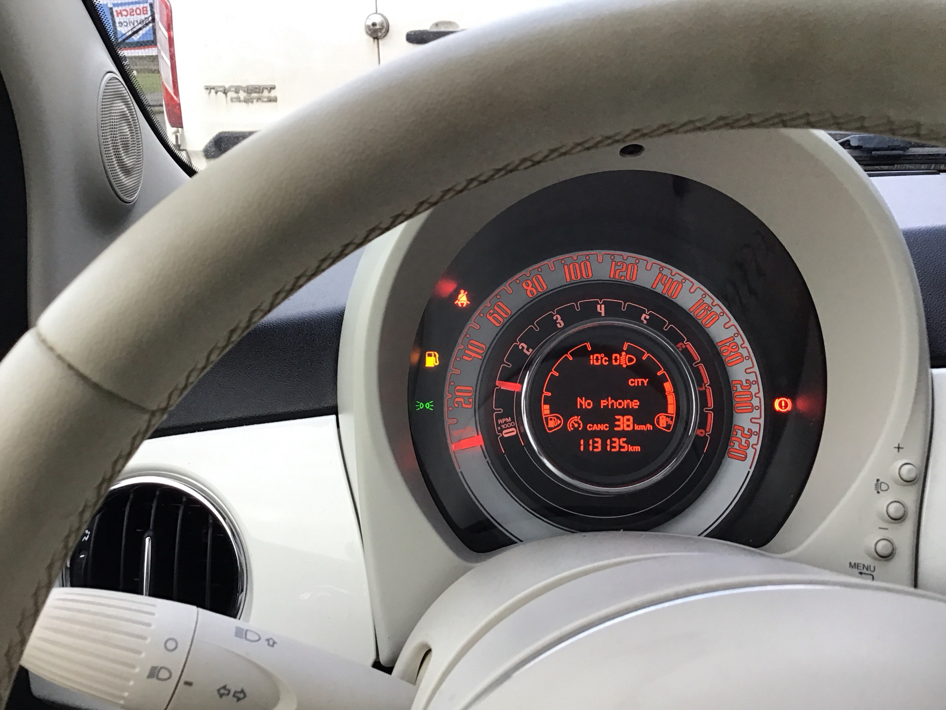 Hvid Fiat 500 fra 2021