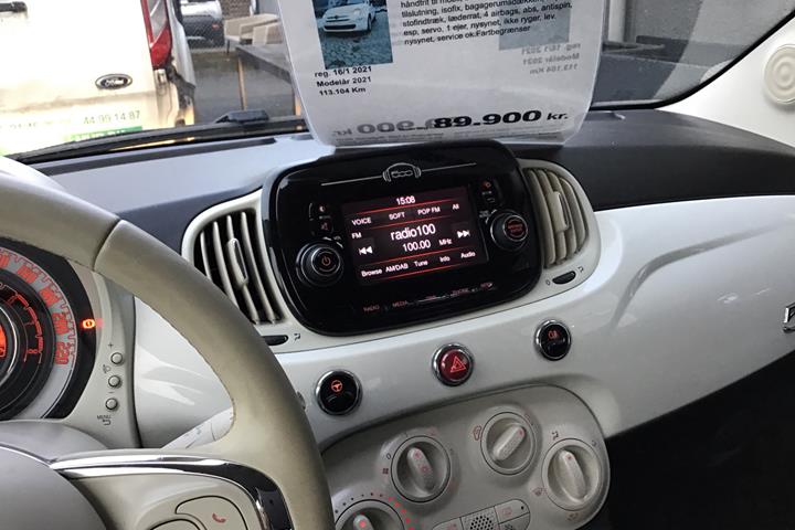 Hvid Fiat 500 fra 2021