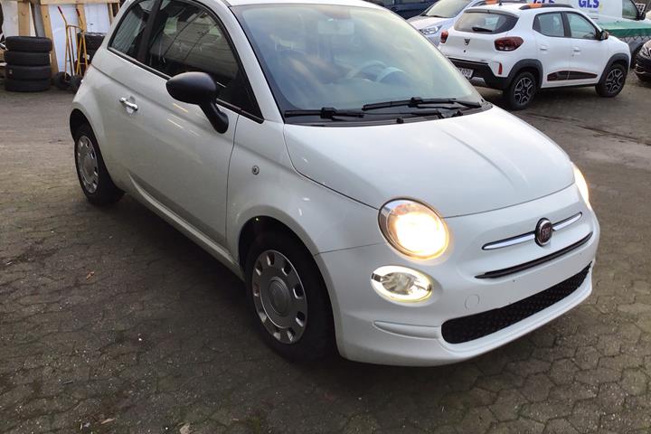 Hvid Fiat 500 fra 2021