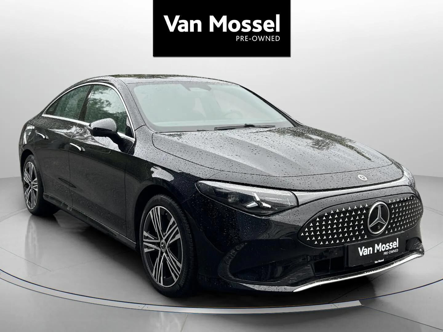 Sort Mercedes CLA250+ fra 2026