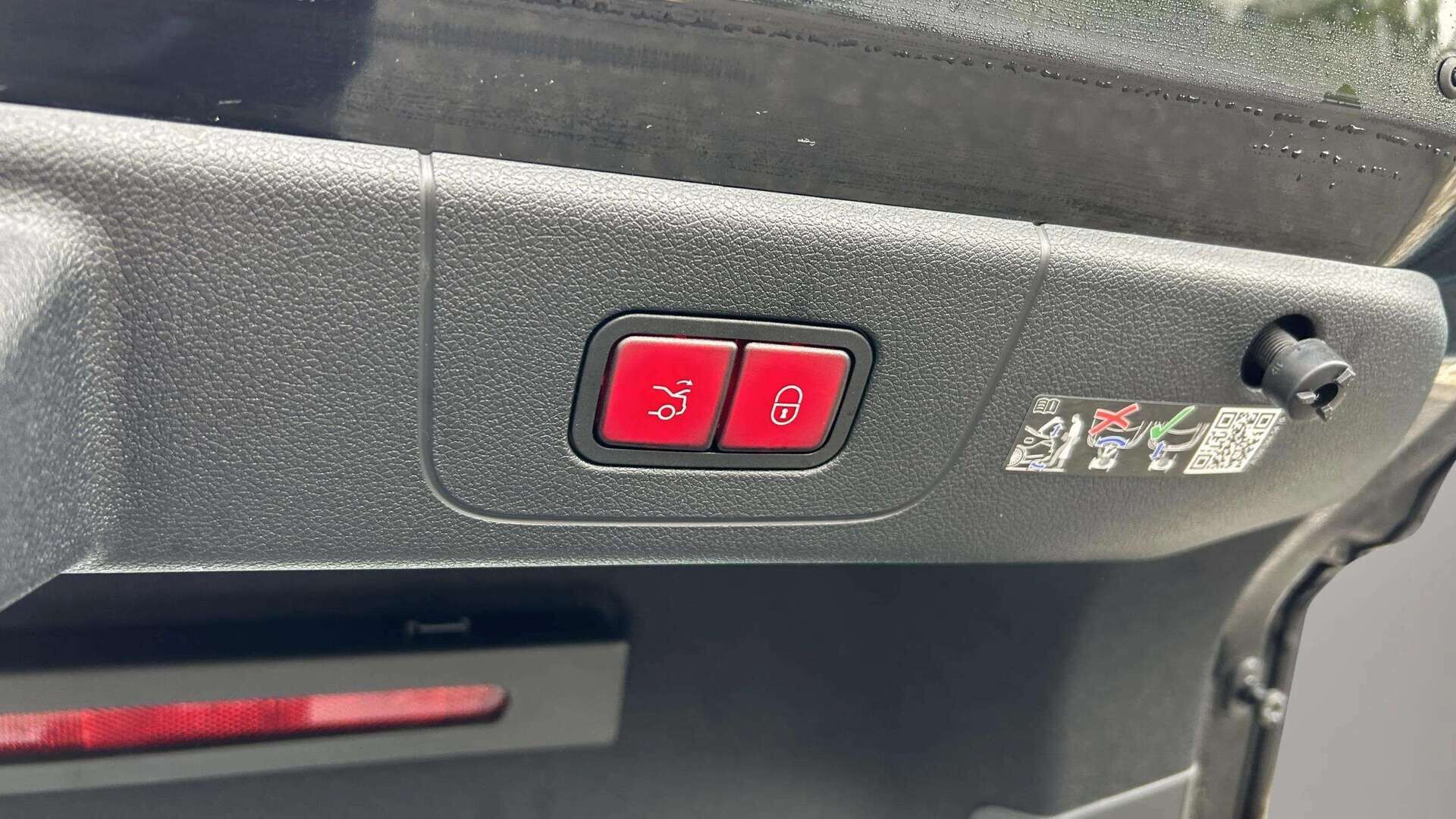Sort Mercedes CLA250+ fra 2026