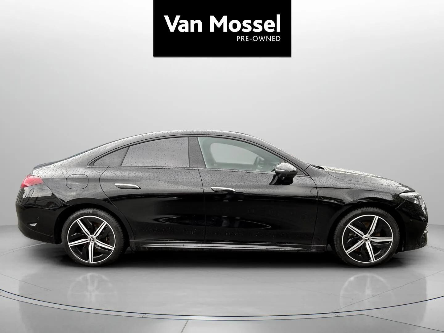 Sort Mercedes CLA250+ fra 2025