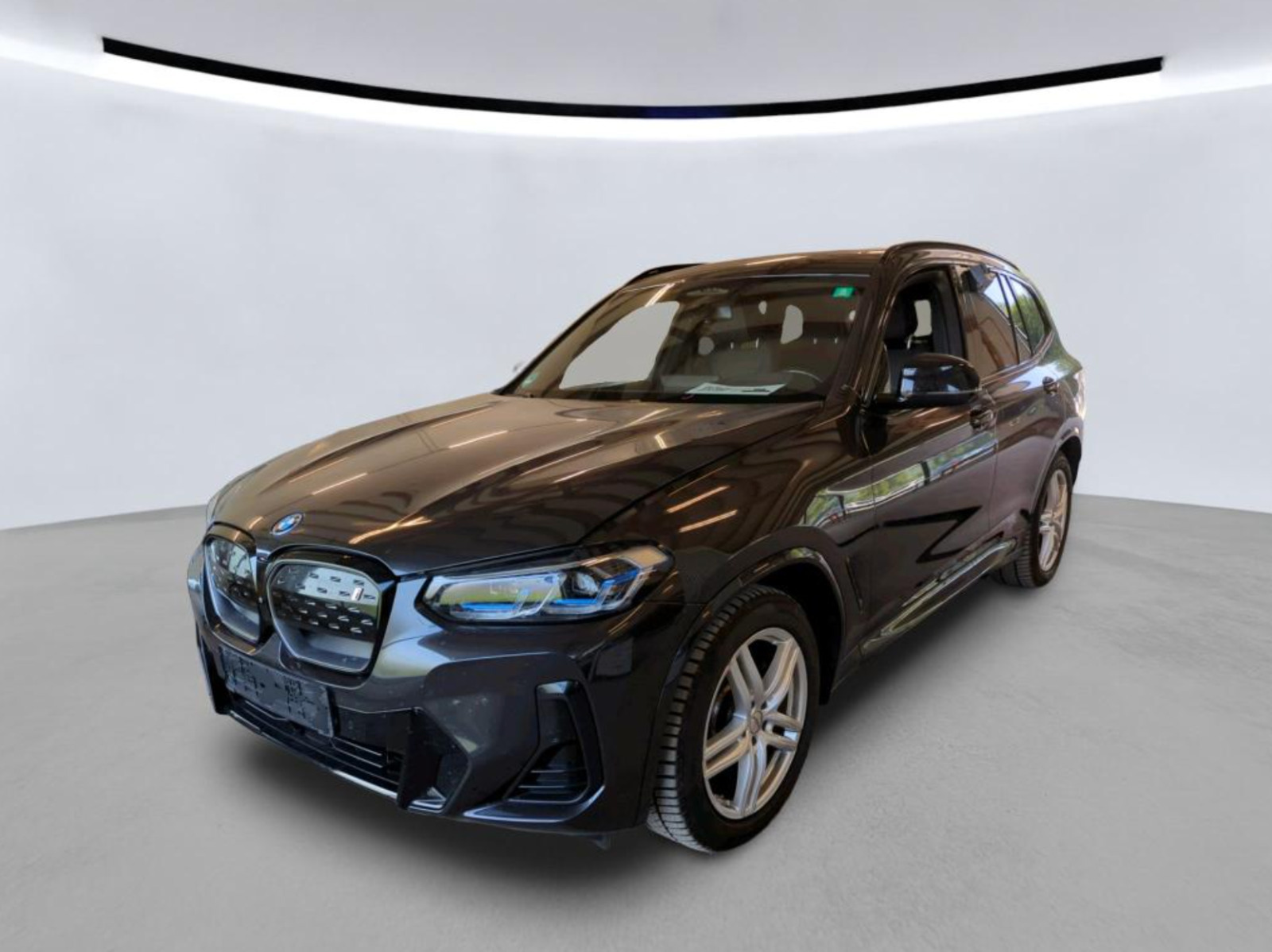 BMW iX3 Charged Plus M-Sport