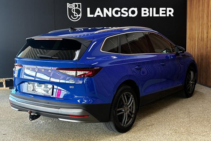 Blå Skoda Enyaq fra 2022