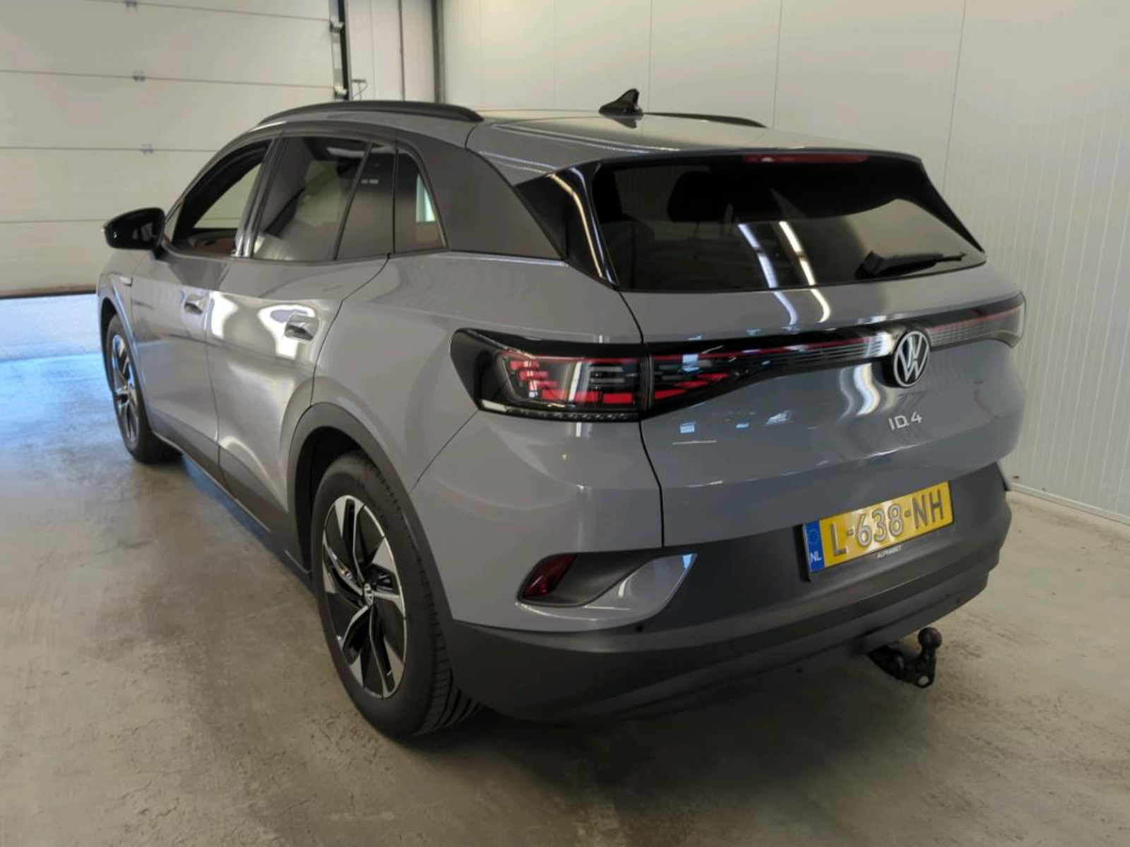 Grå VW ID.4 fra 2021
