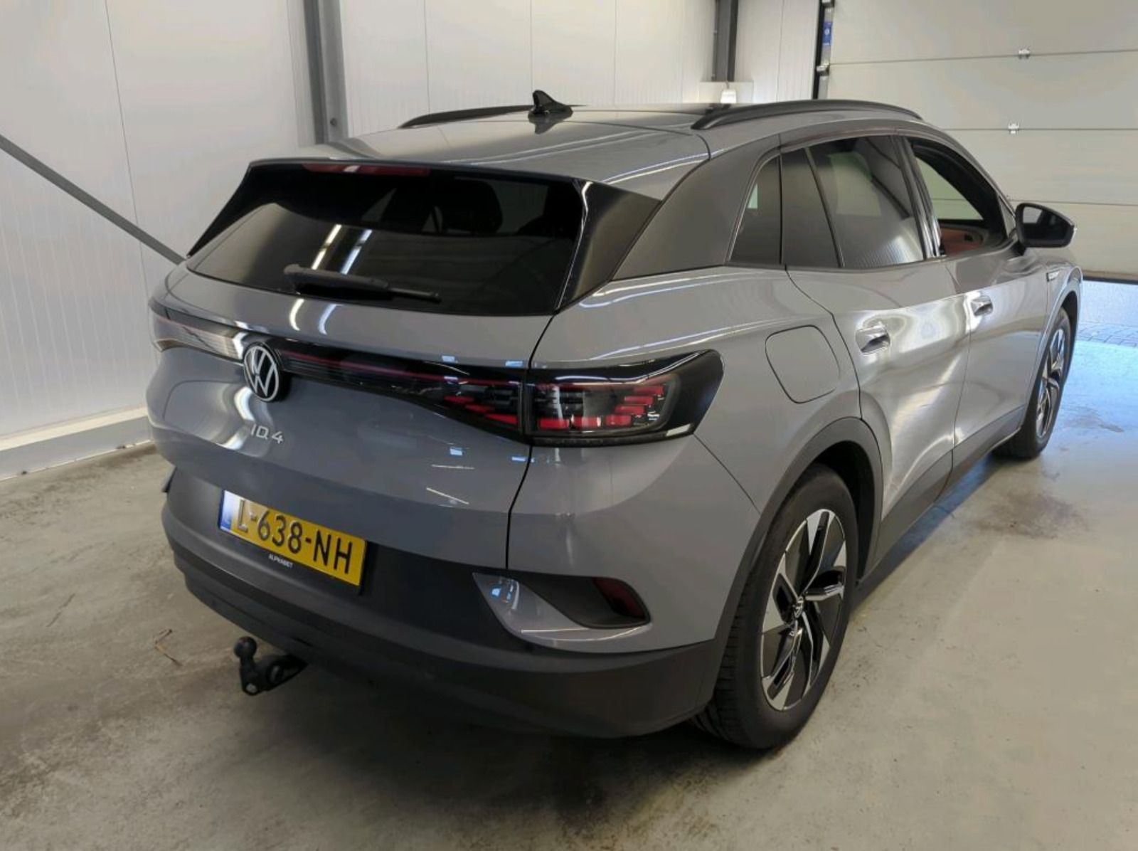 Grå VW ID.4 fra 2021