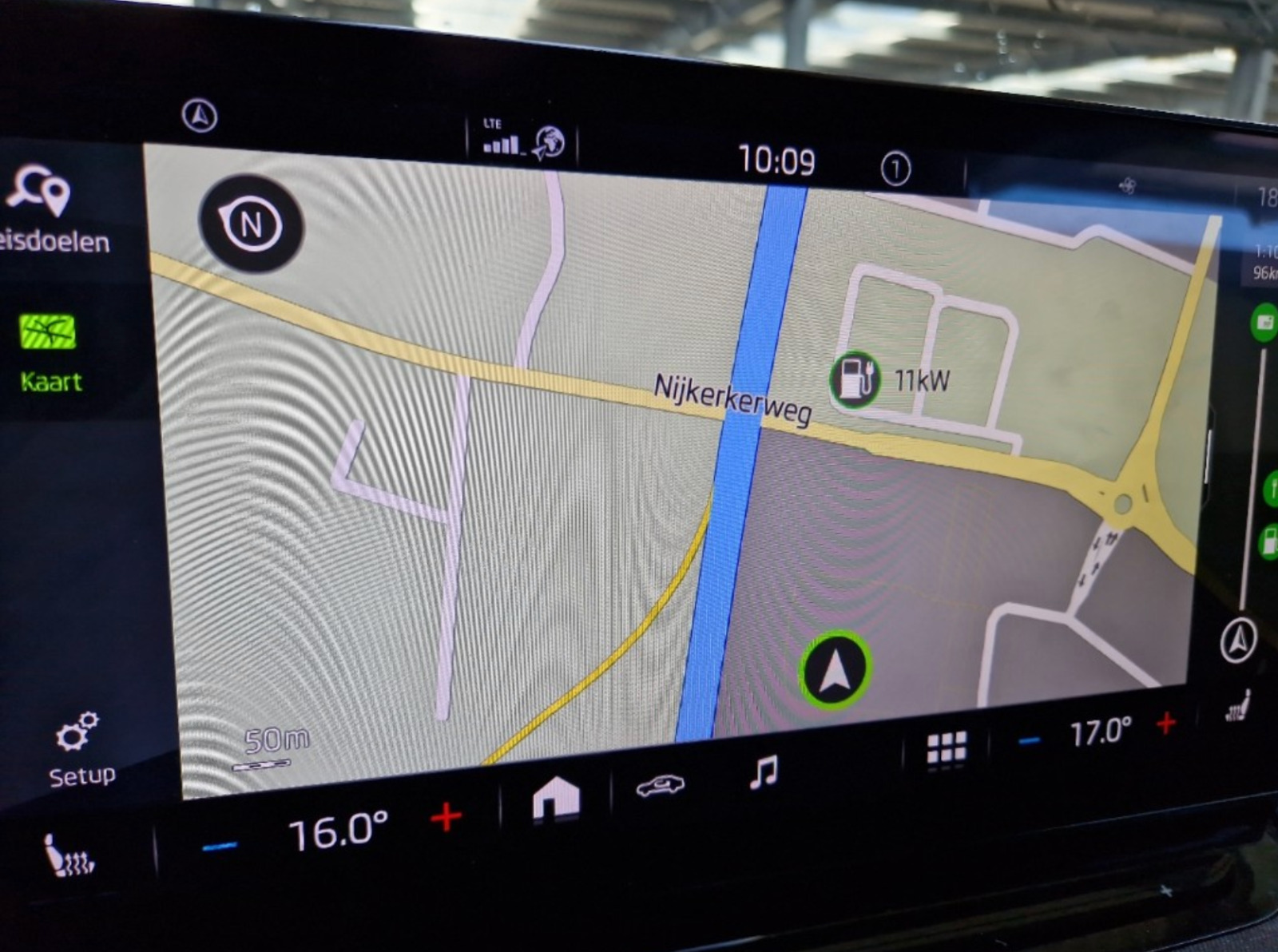Grøn Skoda Enyaq fra 2021
