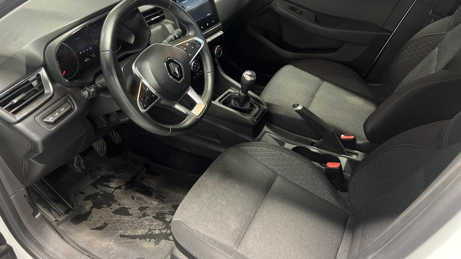 Hvid Renault Clio V fra 2023