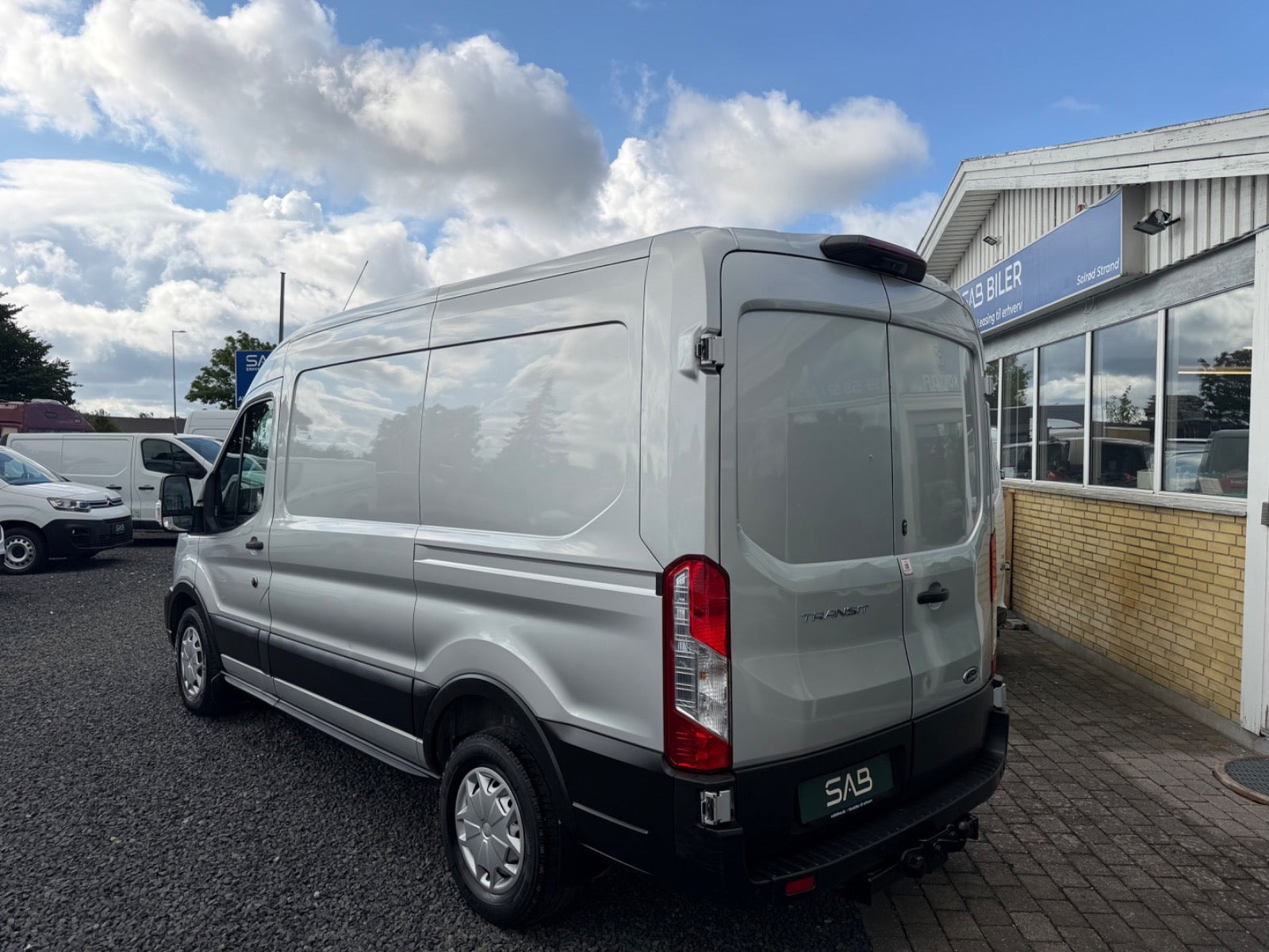 Grå Ford Transit 350 L2 Van fra 2020