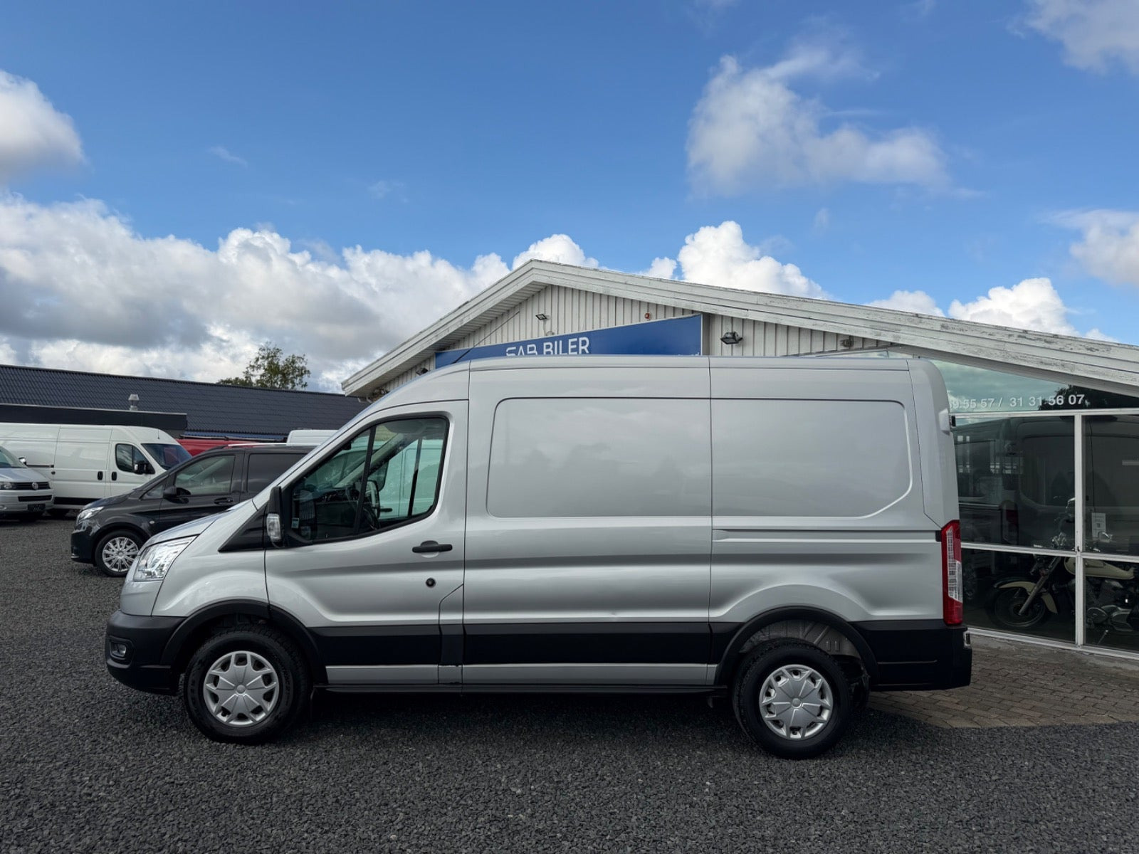 Grå Ford Transit 350 L2 Van fra 2020