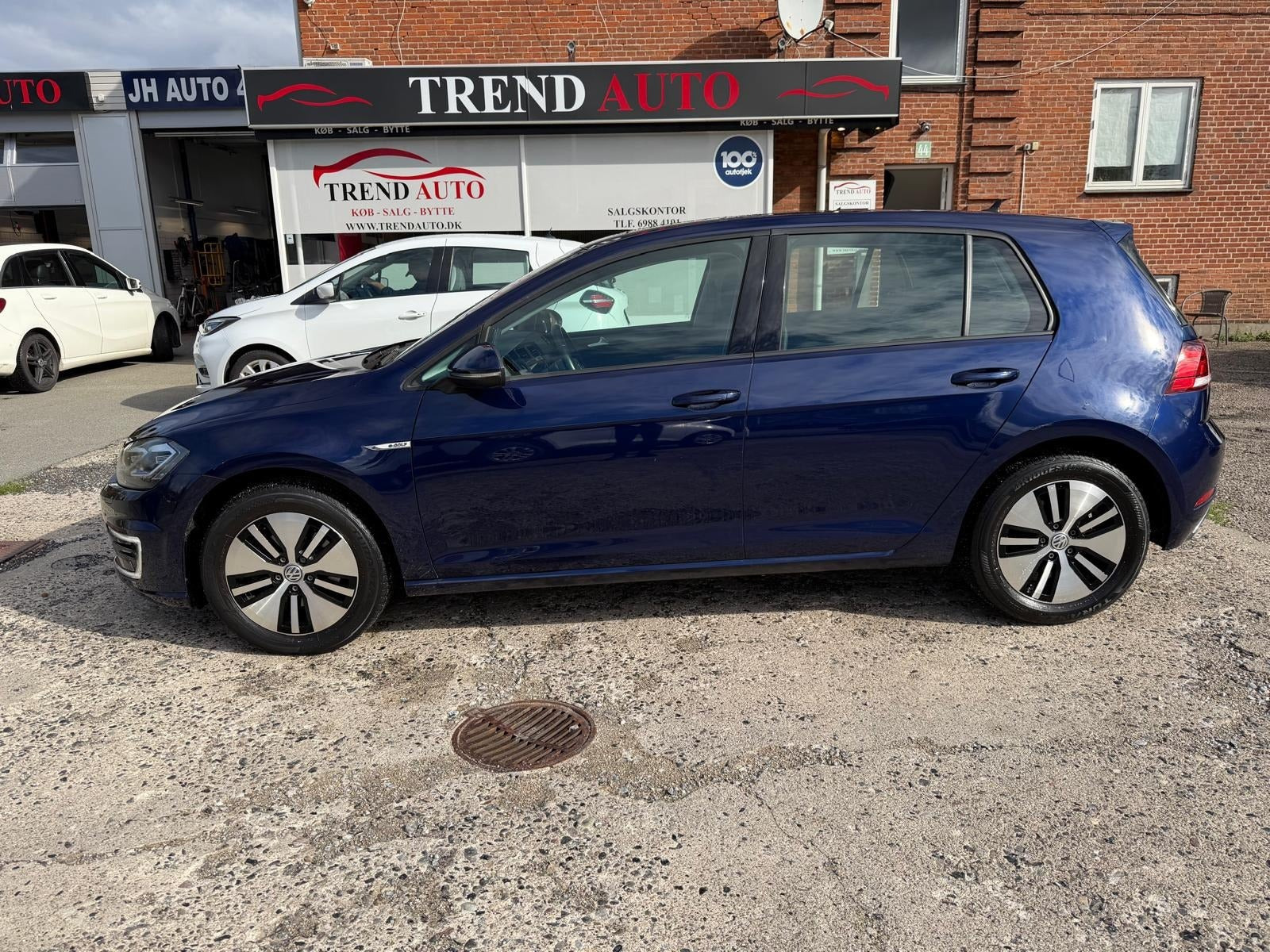 Blå VW e-Golf VII fra 2020