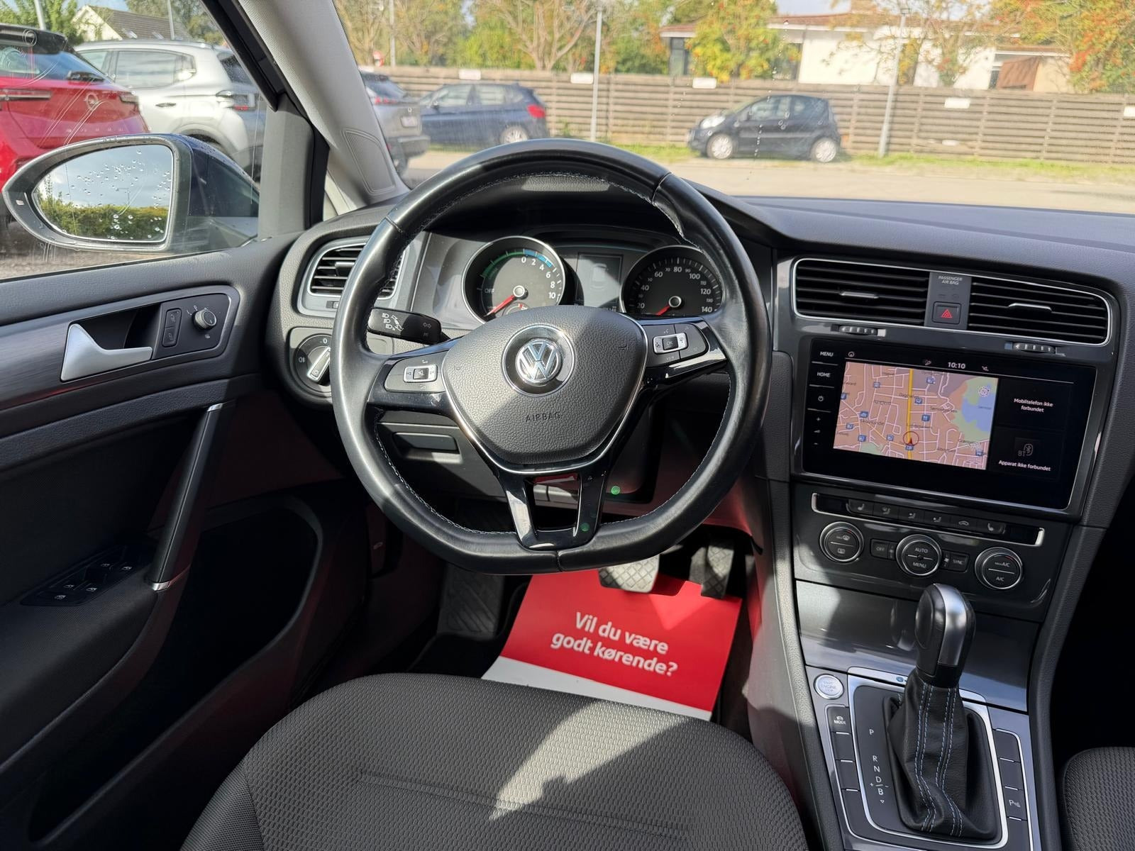 Blå VW e-Golf VII fra 2020