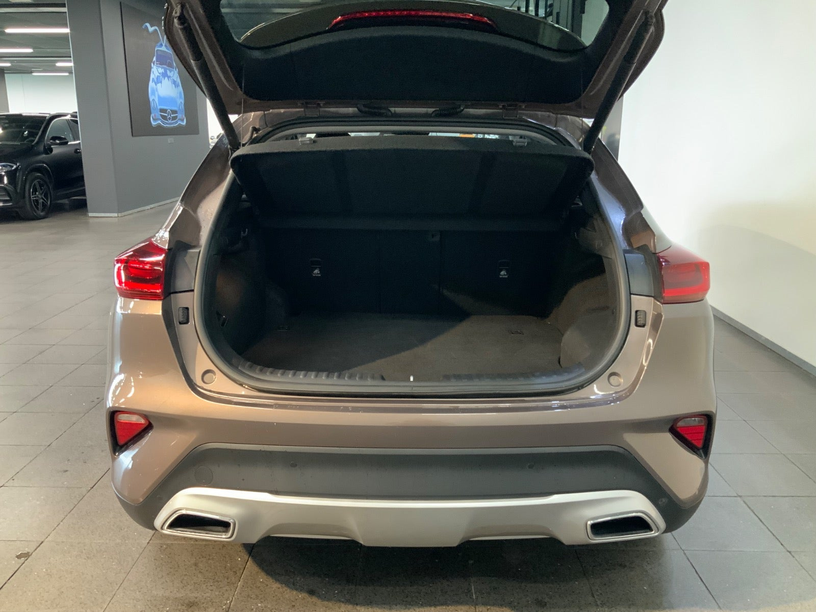 Brun Kia XCeed fra 2021