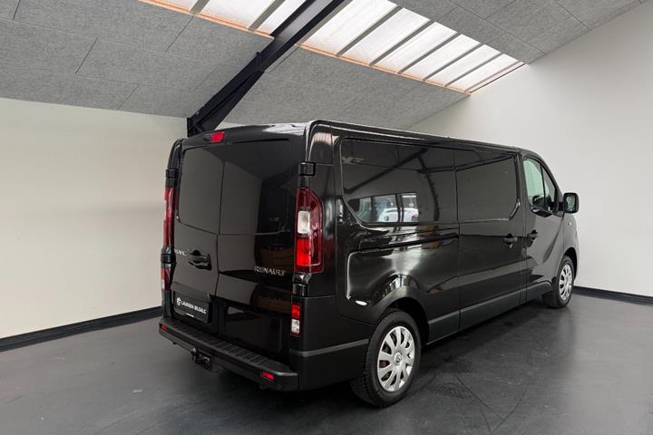 Sort Renault Trafic T29 fra 2016