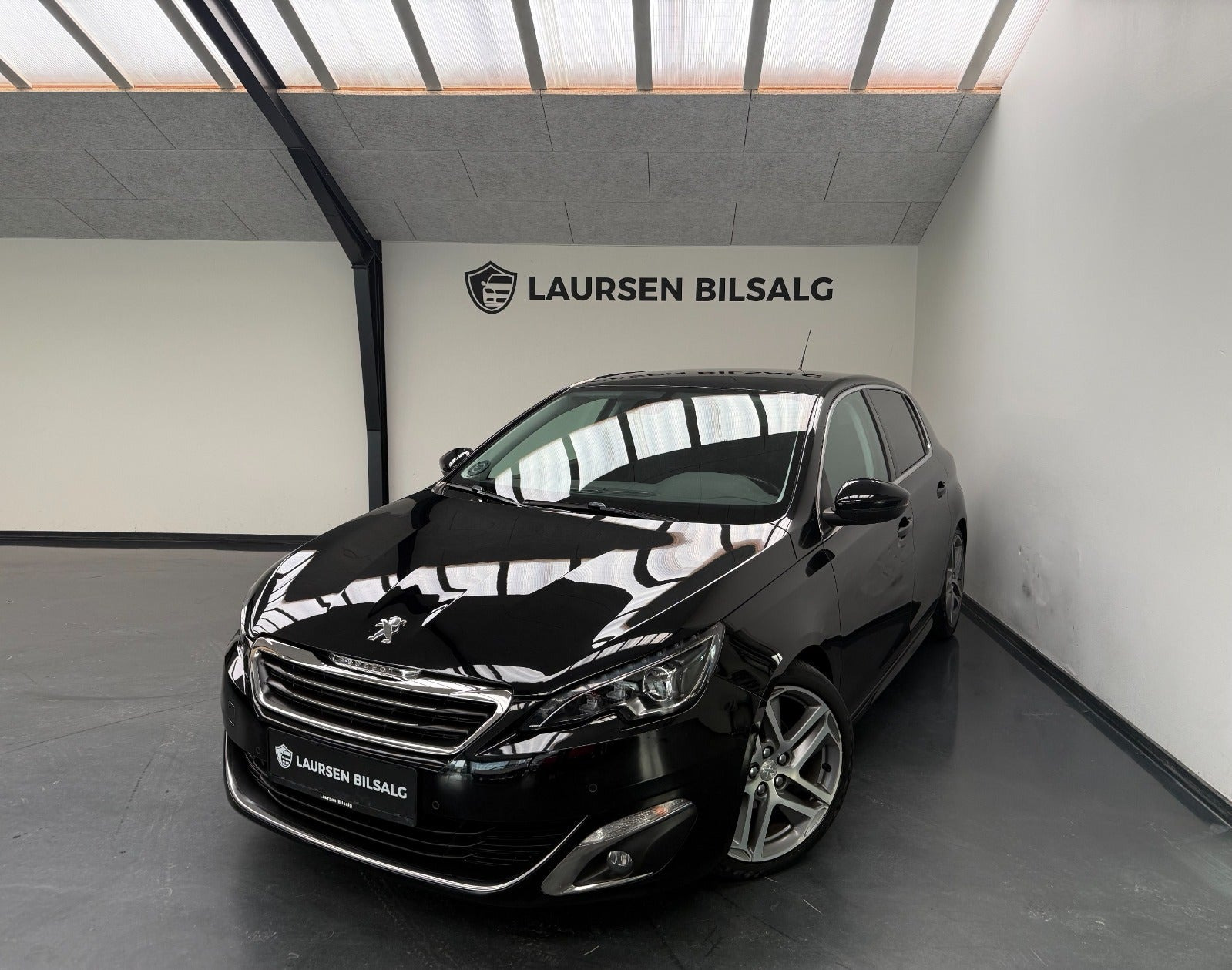 Peugeot 308 1,2 e-THP 130 Allure EAT6