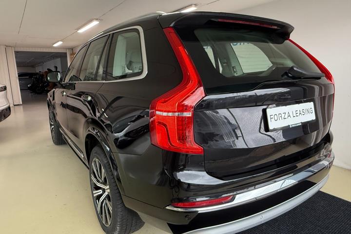 Sort Volvo XC90 fra 2022