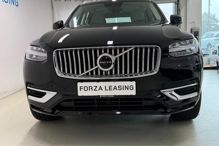 Sort Volvo XC90 fra 2022