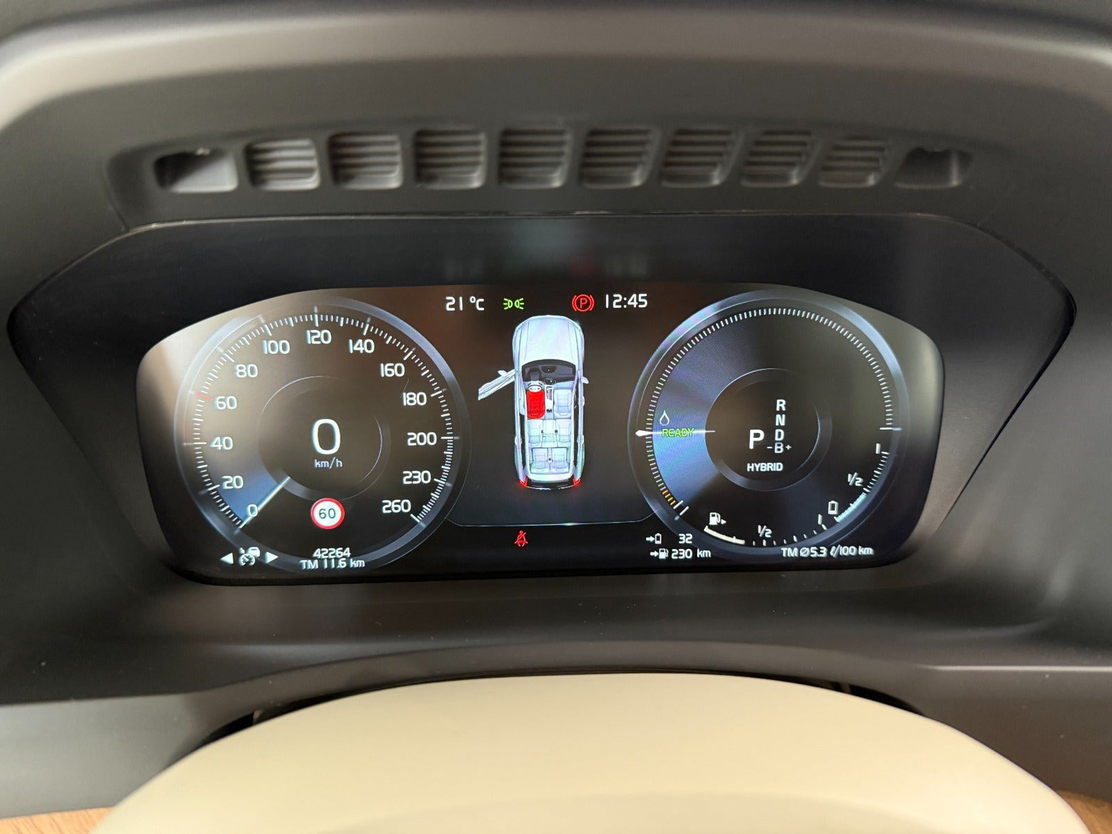 Sort Volvo XC90 fra 2022