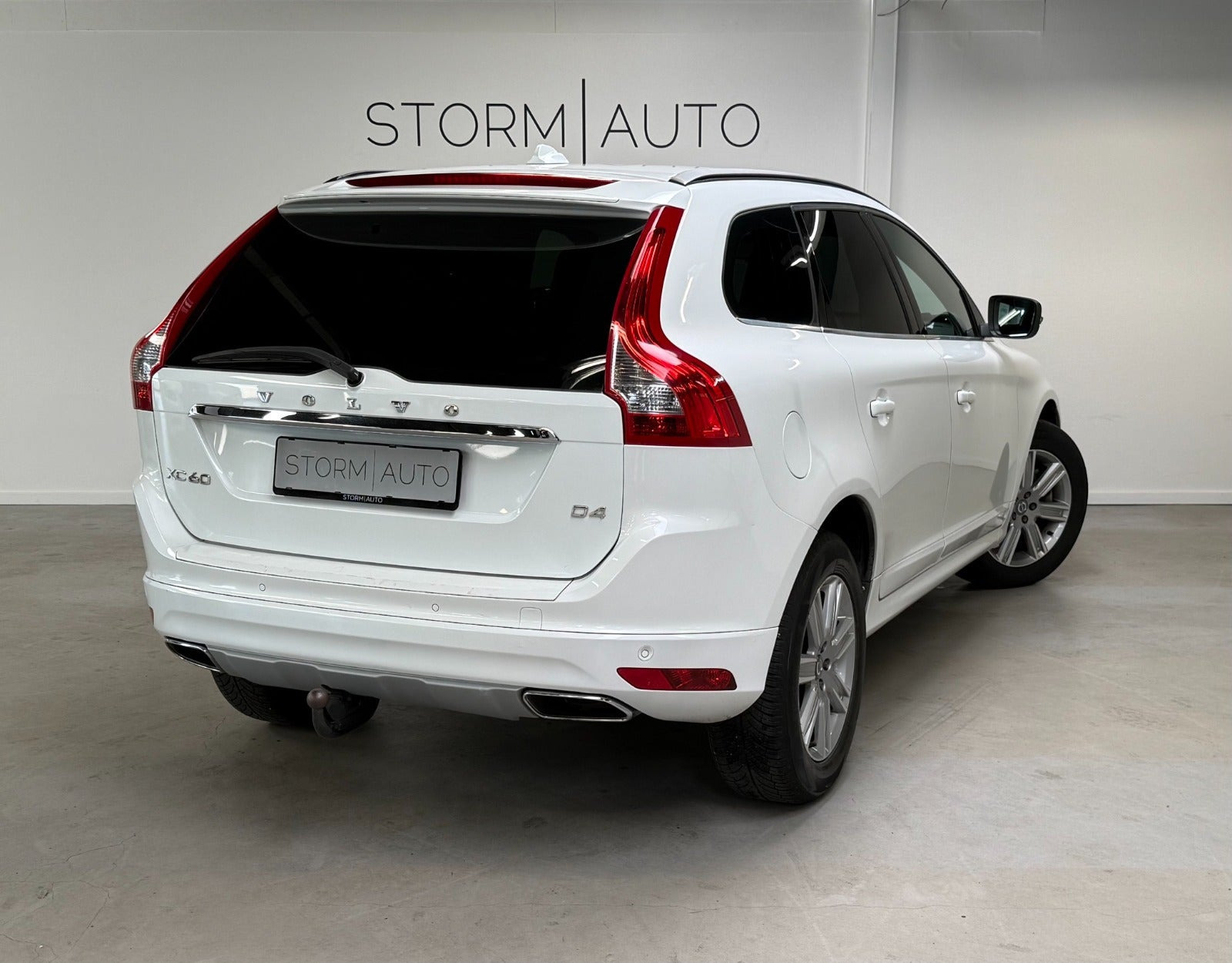 Hvid Volvo XC60 fra 2016