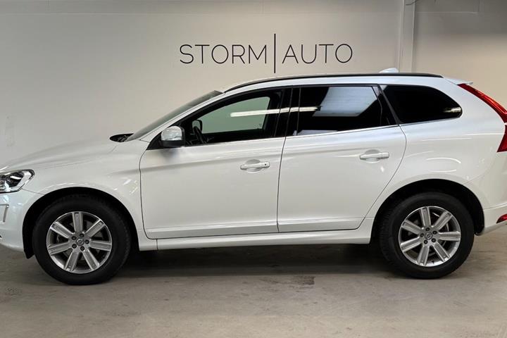 Hvid Volvo XC60 fra 2016