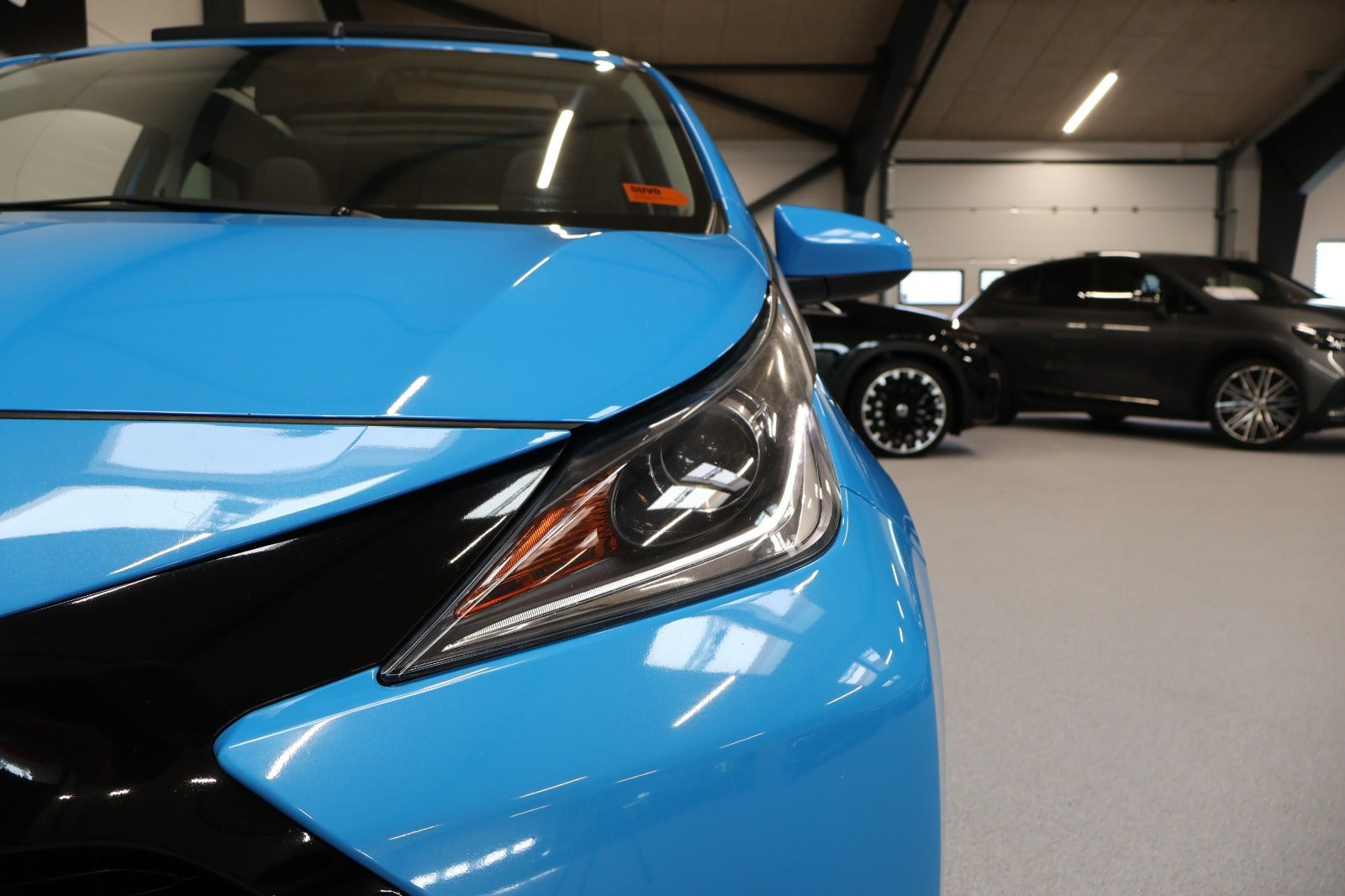 Blå Toyota Aygo fra 2015