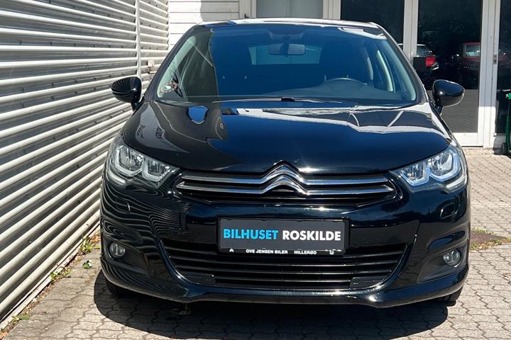 Sort Citroën C4 fra 2015