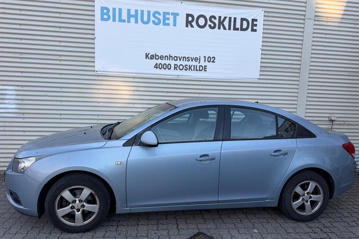 Blå Chevrolet Cruze fra 2011